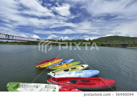 Pingtung County, Manzhou Township, Kenting National Park, Hengchun Peninsula, Waterfront, Manchu Beach, Manchu Port Suspension Bridge, Bridge, Canoe Pingtung County, Manzhou Township, Kenting National Park, Hengchun Peninsula, Waterfront, Manchu Beach, Manchu Port Suspension Bridge, Bridge, Canoe 36490094