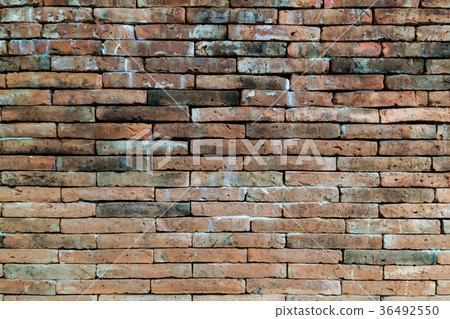 Grunge brown brick wall texture. 36492550