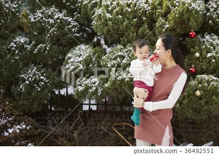 Mother and Son, Korean 36492551