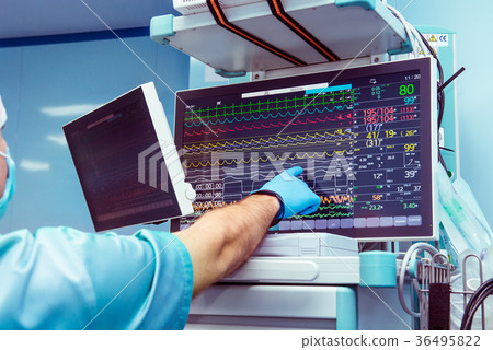 anaesthesiologist hand point vital activity data anaesthesiologist hand point vital activity data 36495822