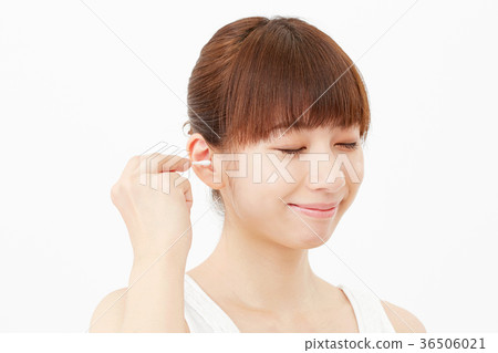 一個掙脫的女人 36506021