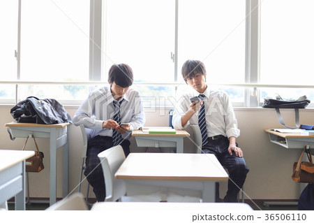 Boys student 36506110