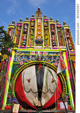 Pig, competition, temple, sacrifice, religion, faith, pray, peace, celebration, festival, folklore, culture, worship Pig, competition, temple, sacrifice, religion, faith, pray, peace, celebration, festival, folklore, culture, worship 36508367