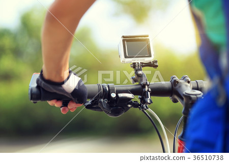 cyclist cycling mountain bike on trail cyclist cycling mountain bike on trail 36510738