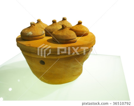 earthenware ceramic pan and stove for asian sweets earthenware ceramic pan and stove for asian sweets 36510792