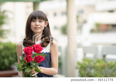 少婦玫瑰花束 少婦玫瑰花束 36511778