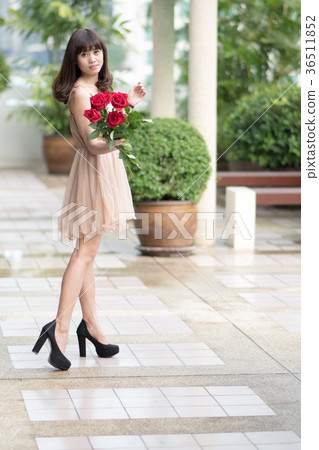 少婦玫瑰花束 少婦玫瑰花束 36511852