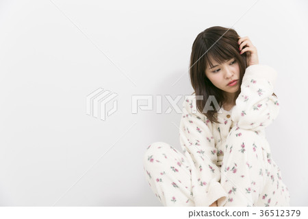 Women in pajamas Women in pajamas 36512379