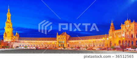 Spain Square (Plaza de Espana). 36512565