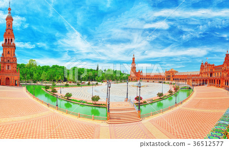 Square of the Spain is a Square in the Maria Luisa 36512577