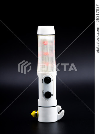 Car safety emergency hammer broken windows rescue  36517057