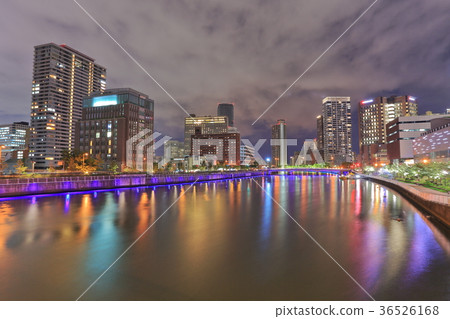 Nakanoshima Skyscraper Night View 36526168