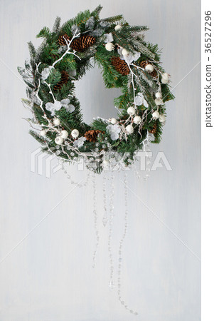 Christmas wreath of spruce with cones 36527296