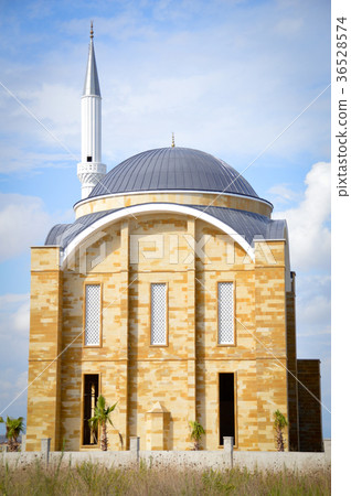 Mosque and minaret 36528574