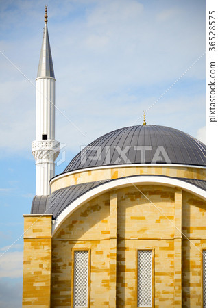 Mosque and minaret 36528575