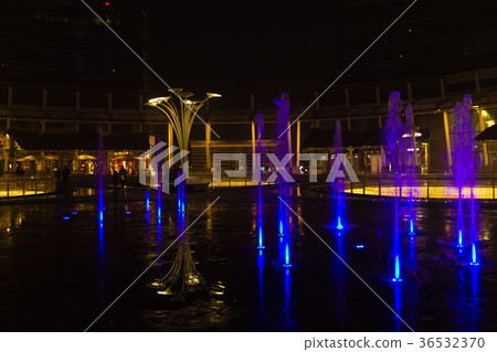 Milan, Italy. Illuminated water fountains  36532370