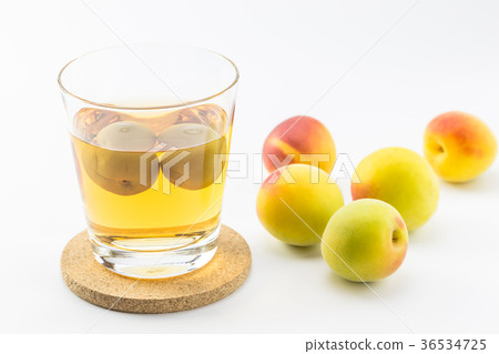 Plum wine and Minamitakaume Plum wine and Minamitakaume 36534725