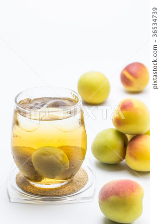 Plum wine and Minamitakaume Plum wine and Minamitakaume 36534739