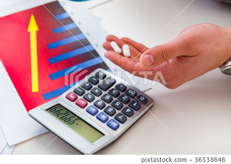 Finance analyst feeling sick due to bad results 36538646