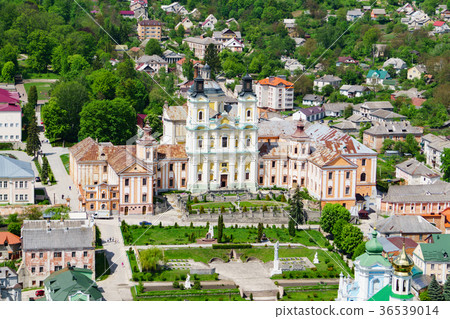 Top aerial cityscape close up view.  36539014