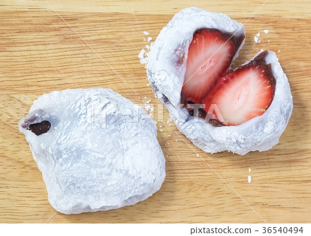 Strawberry Mochi or Ichigo Daifuku Strawberry Mochi or Ichigo Daifuku 36540494