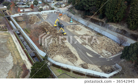 Effective use of garbage collection area and driftwood after heavy rainfall in northern Kyushu 36542945