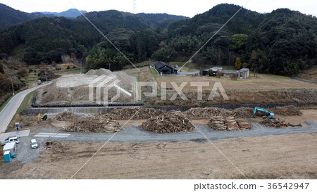 Effective use of garbage collection area and driftwood after heavy rainfall in northern Kyushu Effective use of garbage collection area and driftwood after heavy rainfall in northern Kyushu 36542947