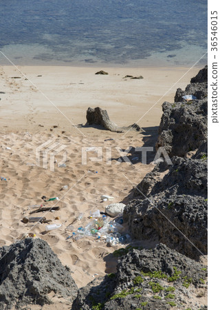 Garbage problem (Shimanakahama) 36546015