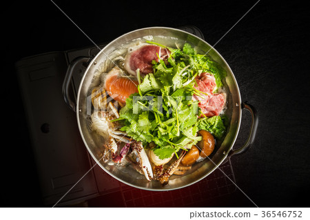 Pakchi pan Vietnamese seafood coriander pot Pakchi pan Vietnamese seafood coriander pot 36546752