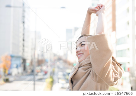 一個呼吸深的女人 36547666