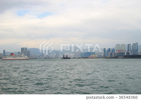 victoria Harbor of kwun tong to north point 36548360