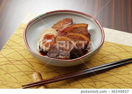 煮熟的豬角如此嫩，可以煮沸 36549937