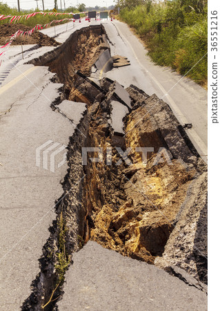 Cracked road Cracked road 36551216