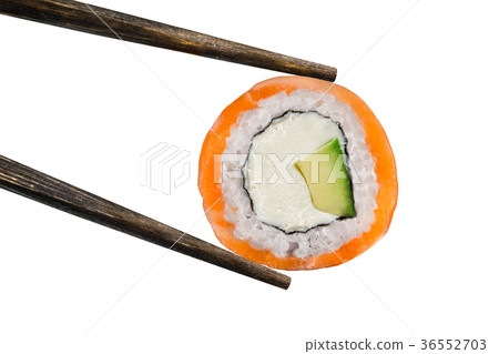 Philadelphia roll with avocado Philadelphia roll with avocado 36552703