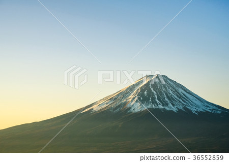 從Shindoen看到的富士山（早晨的景色） 36552859