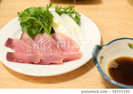 Shabu shabu of cold shriek Shabu shabu of cold shriek 36555193