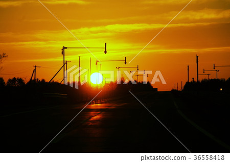 夕陽 36558418