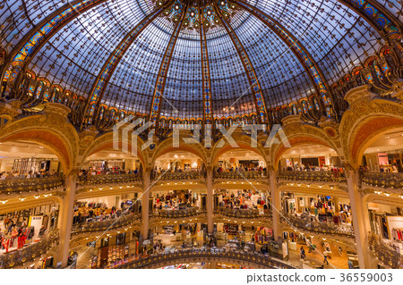 PARIS, FRANCE - August 16, 2017 36559003