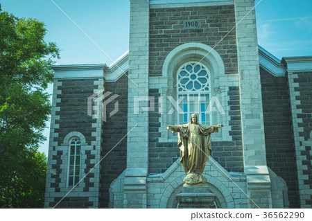 Rural church 36562290