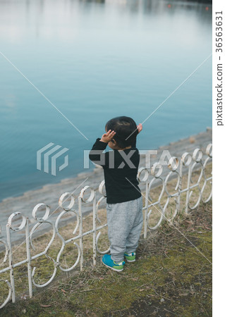 lakeside, telepathy, child 36563631