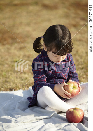 Girl, Child, Park Girl, Child, Park 36571611