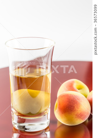 Plum wine and Minamitakaume Plum wine and Minamitakaume 36573099
