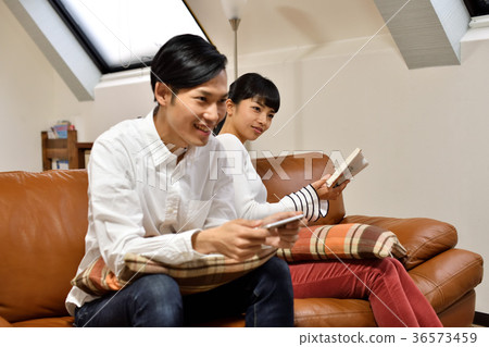 A senior came to her house (Living Clash Hen) A senior came to her house (Living Clash Hen) 36573459