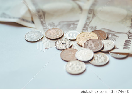 Japan Banknotes & Coins for business 36574698