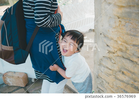 mother and child, child, whelp 36576969