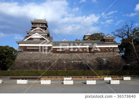 The remains of Kumamoto Castle 36578640