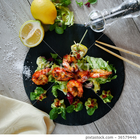 Salad 36579446