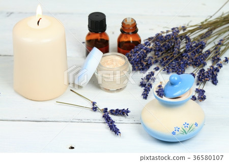 Lavender spa composition in blue Lavender spa composition in blue 36580107