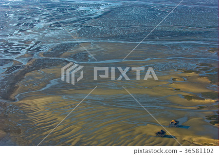 Fishermen houses in Bassin Arcachon Fishermen houses in Bassin Arcachon 36581102
