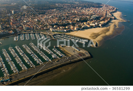 Aerial view, Boats parked in the Port of Arcachon Aerial view, Boats parked in the Port of Arcachon 36581299